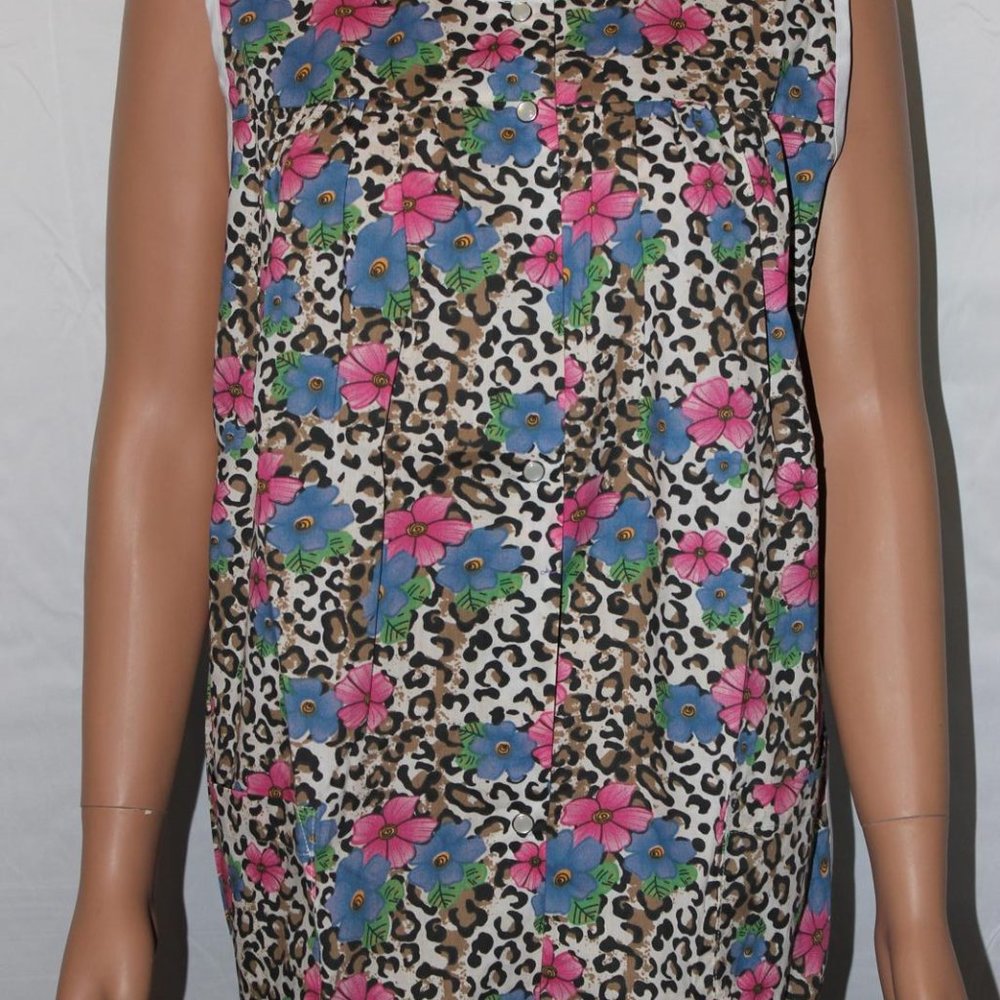 NEW – EASY ESSENTIALS SNAP FRONT SMOCK COBBLER APRON ANIMAL PRINT FLORAL M L XL